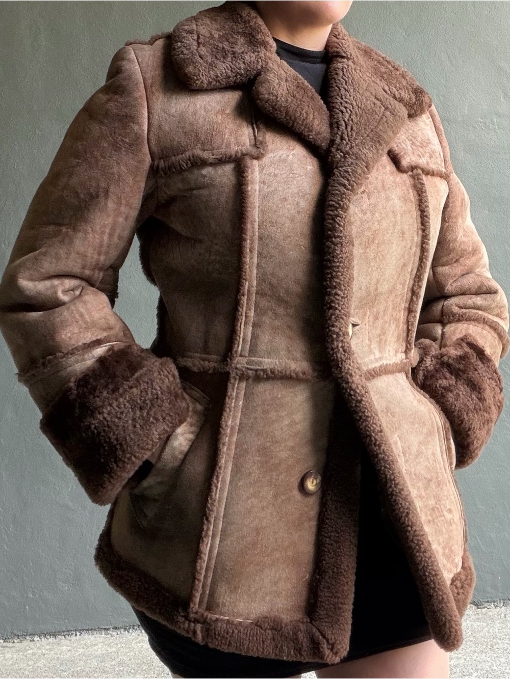 Vintage premium Soft Brown Lamb Shearling Coat - Unisex Sz 36 - Sm- Med